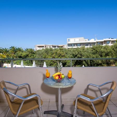 Dias Hotel Apartments Agia Marina Exterior foto