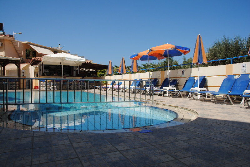 Dias Hotel Apartments Agia Marina Exterior foto